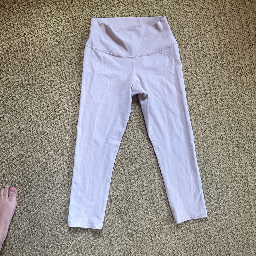 Alo light pink leggings size medium